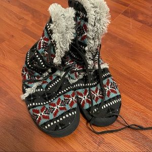 MUKLUKS the original! Never worn!